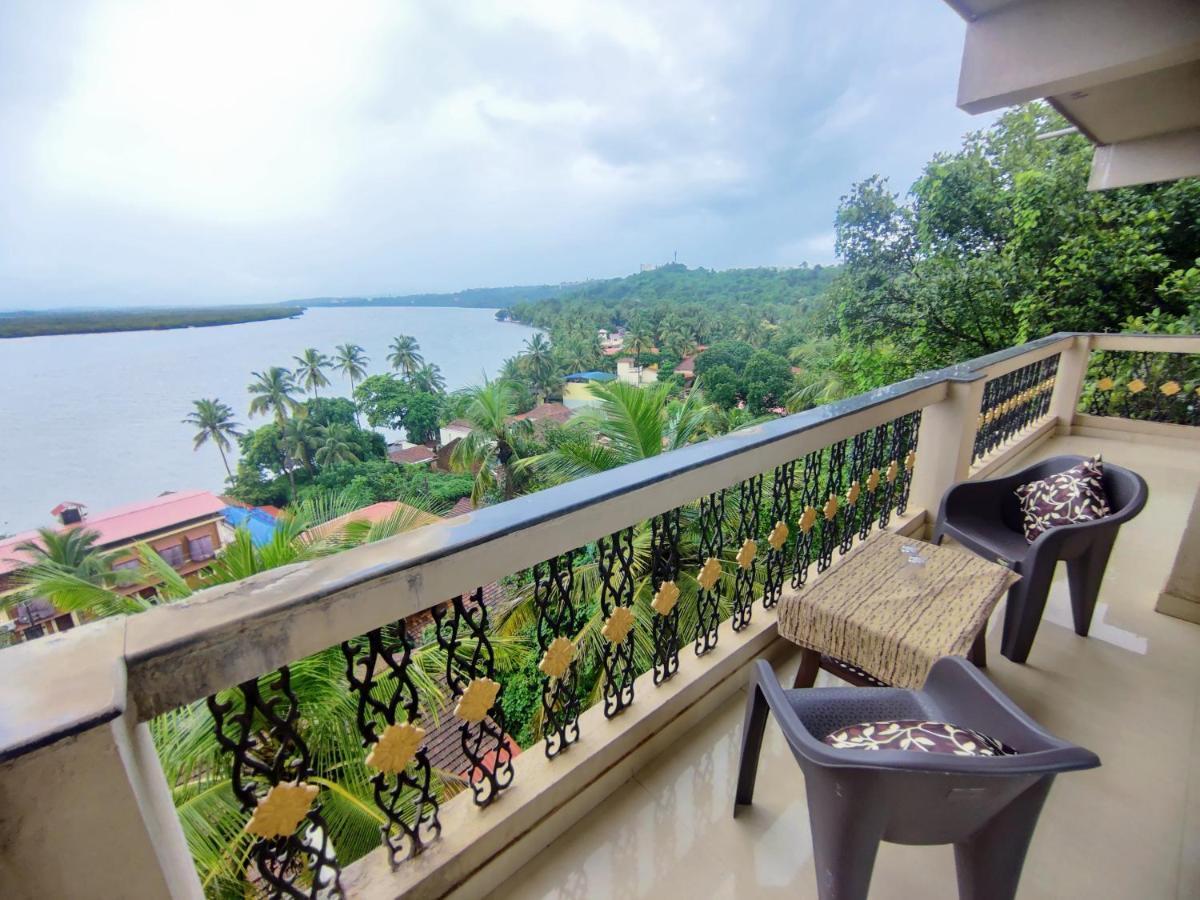 Ekaar Hotel Panaji Ngoại thất bức ảnh
