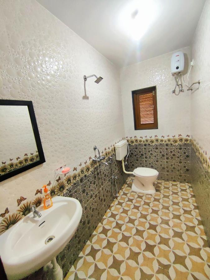 Ekaar Hotel Panaji Ngoại thất bức ảnh